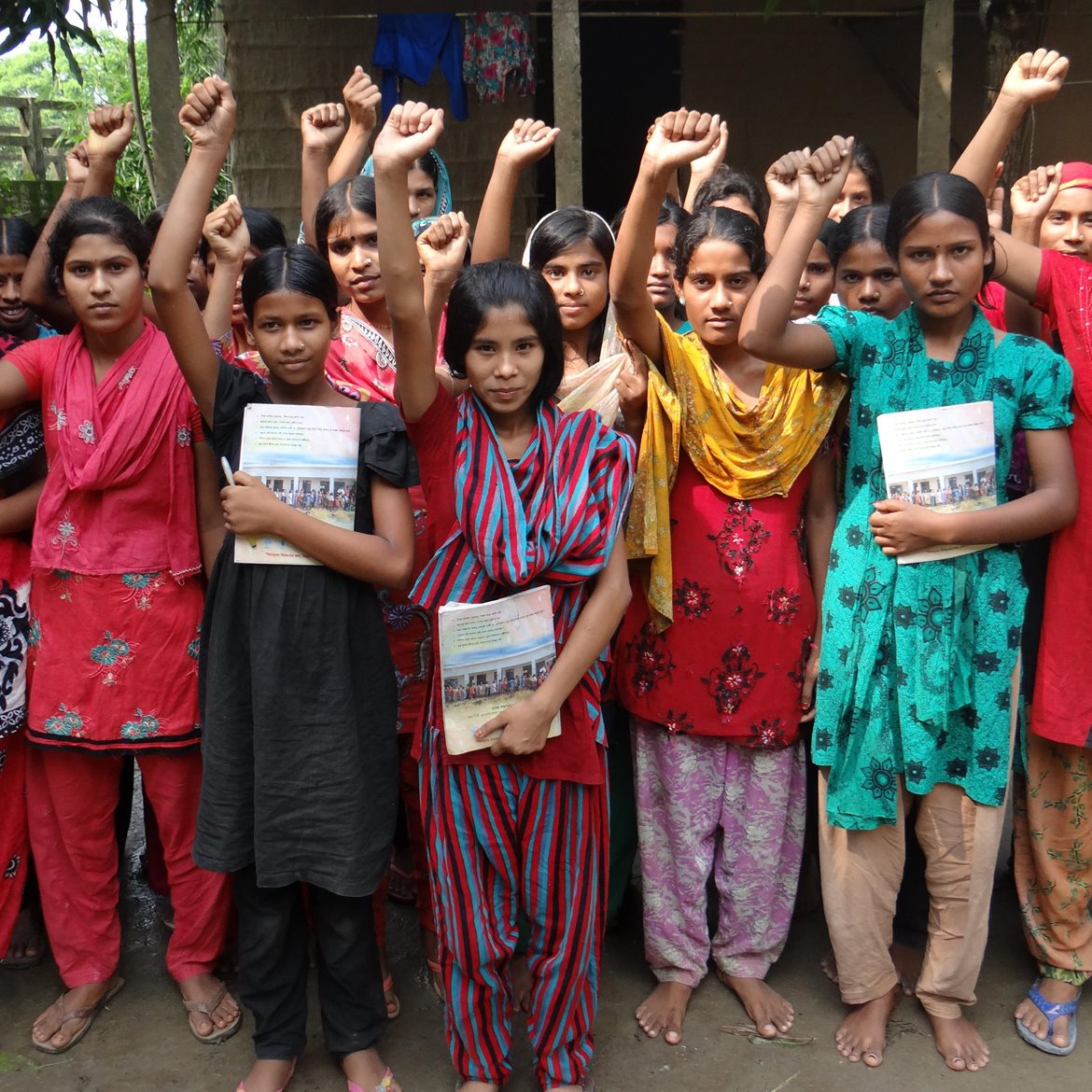 Shonglap girls raising their hands (3182x3121)
